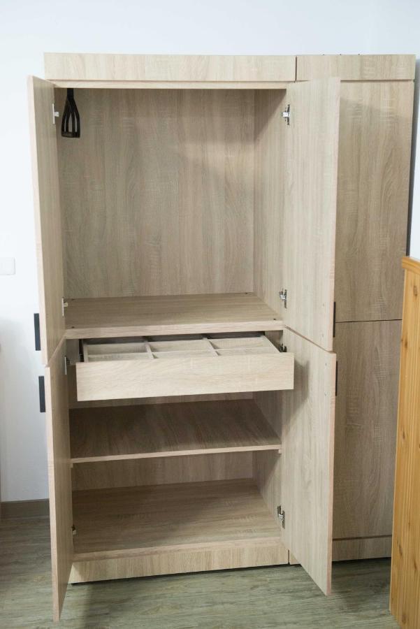 Didi House無人化自助入住#附車位有限須預約 Apartment Tainan Luaran gambar