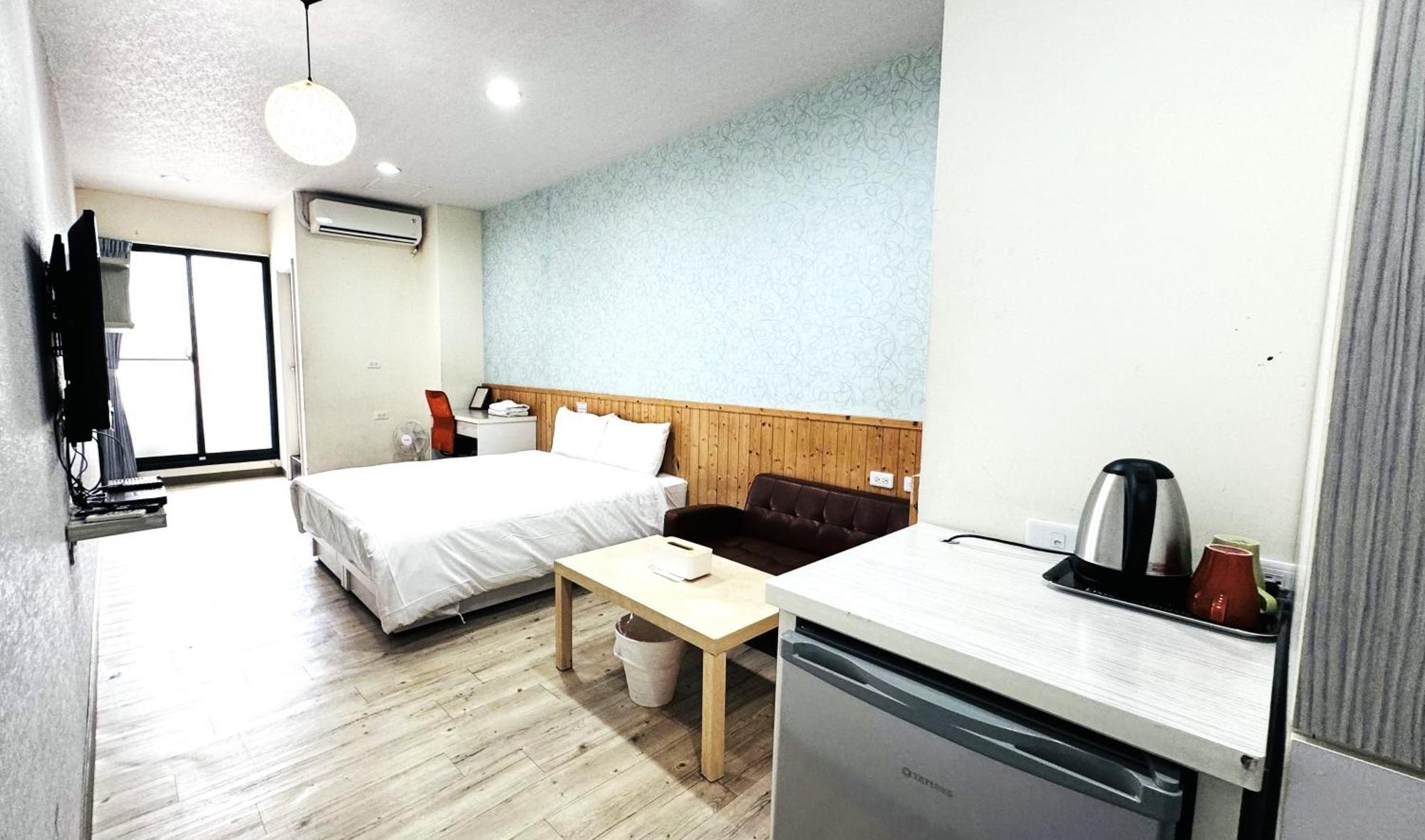 Didi House無人化自助入住#附車位有限須預約 Apartment Tainan Luaran gambar